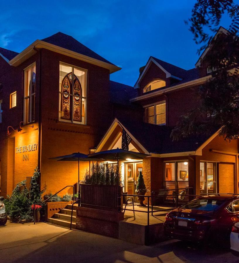 The Bradley Boulder Inn المظهر الخارجي الصورة